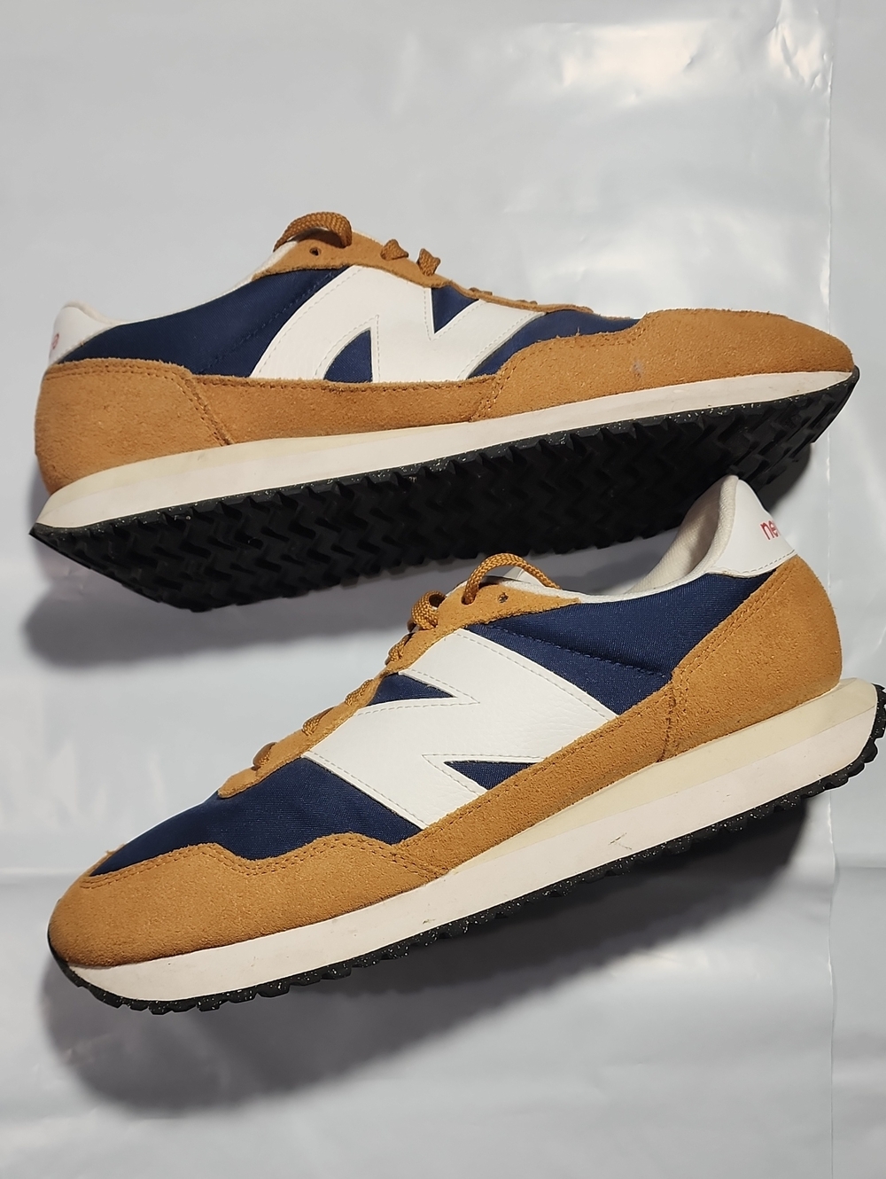 New Balance 237 Burnt Orange Navy Size 12